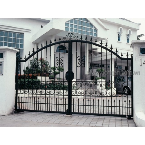 CỬA SẮT 2