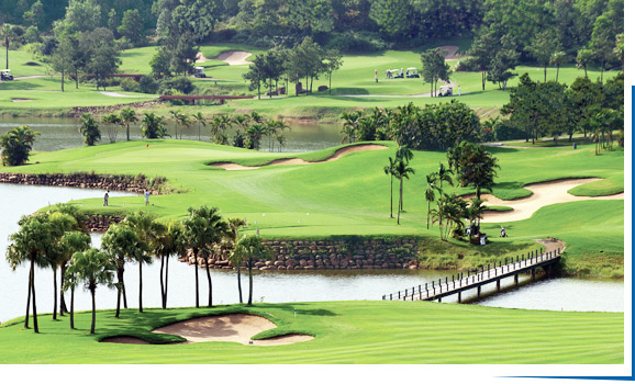 SÂN GOLF CHÍ LINH MANG VẺ ĐẸP HOA MỸ LÃNG MẠN