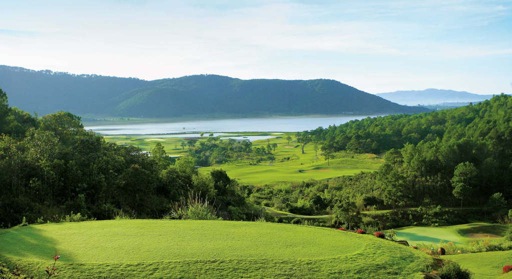 SÂN GOLF ĐÀ LẠT 1200 - ĐIỂM ĐẾN ĐẲNG CẤP THẾ GIỚI GIỮA LÒNG THÀNH PHỐ MỘNG MƠ