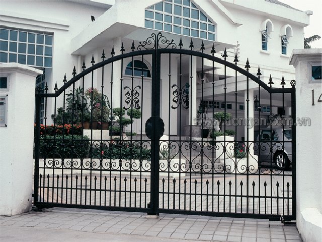 CỬA SẮT 2